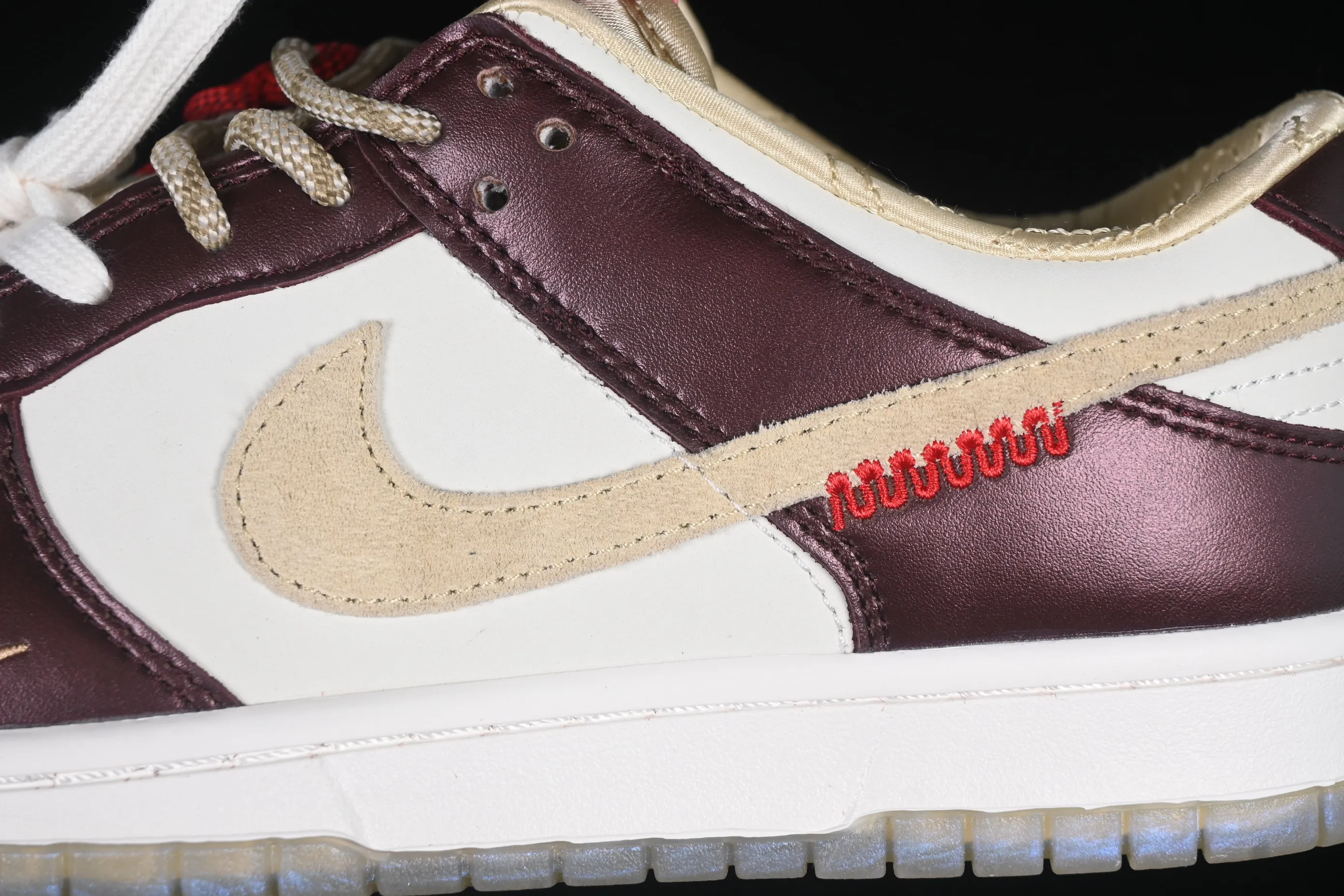 All Categories Nk SB Dunk Series Nk SB Dunk Low Low-top sneakers K version Nk Dunk Low "Year of the Snake" Limited to the Year of the Snake Low-top casual sneakers HV5991-171